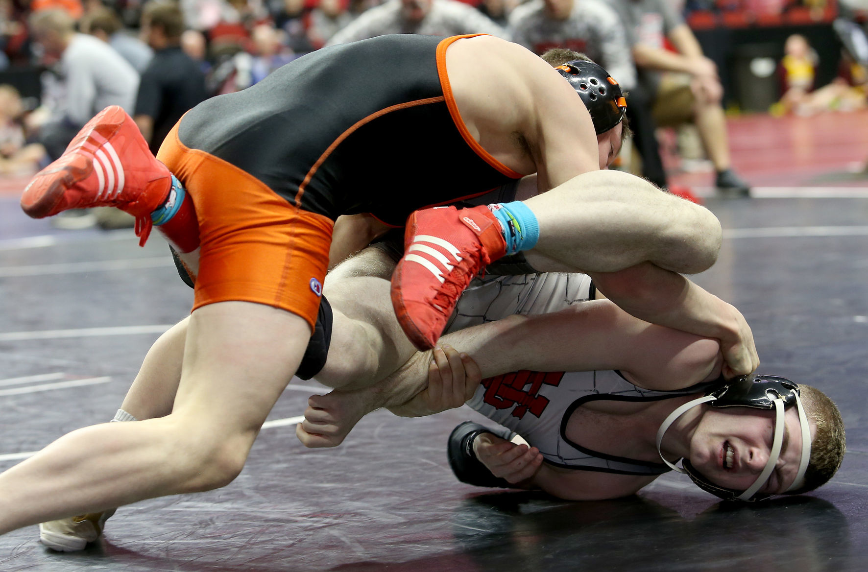 021519-qct-IA-HS-Wrestling-041